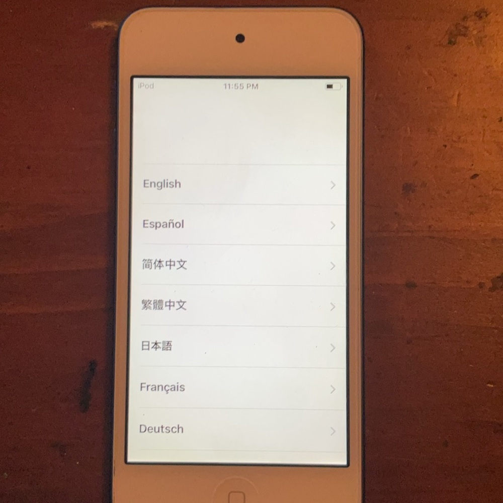 Apple iPod 6th gen mint condition